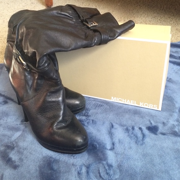 Black leather heeled Michael Kors boot