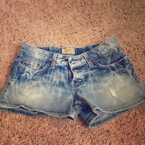 Size 26 BKE shorts