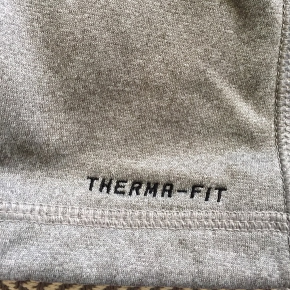 Gray Nike Thermafit sweatshirt - Picture 3 of 4