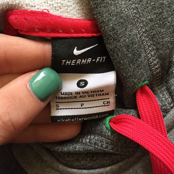Gray Nike Thermafit sweatshirt - Picture 4 of 4