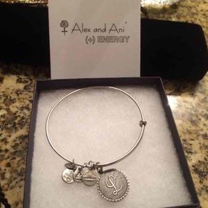"L" Alex and Ani!!