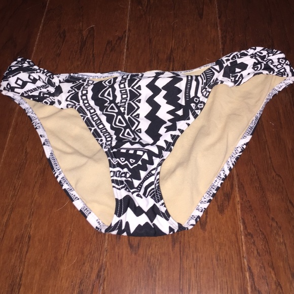 Black & white Bathing suit bottoms