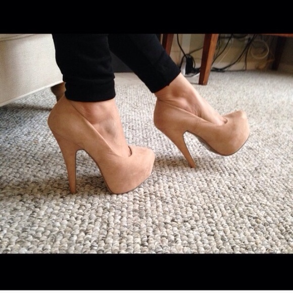 Nude hells❤️❤️ - Picture 2 of 4