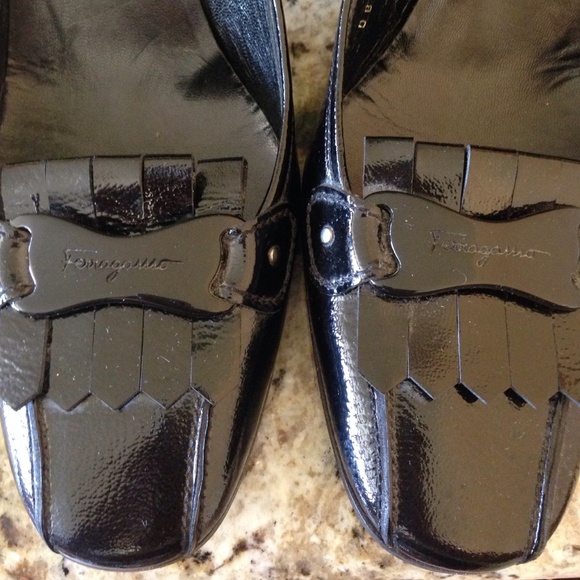 PRICE DROP!! FERRAGAMO BLACK HEELS!!!