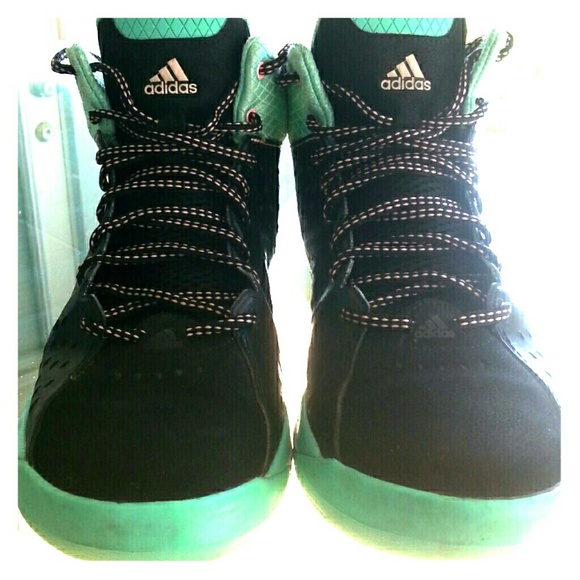 Womens adidas shoes