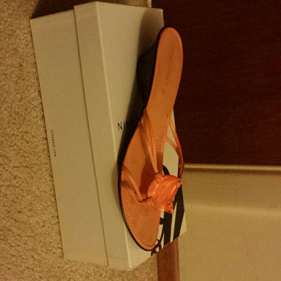 Sandals - Picture 2 of 3
