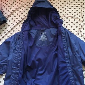 L.L Bean windbreaker Dark blue