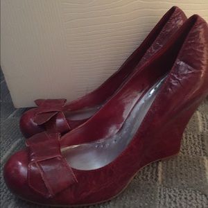 BCBG red heels !👠👠 reduced