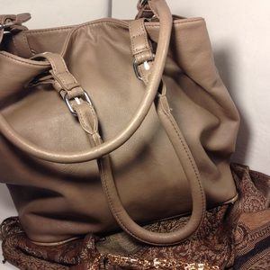 Aldo Taupe colored purse