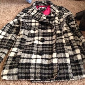 Rue 21 black and white pea coat