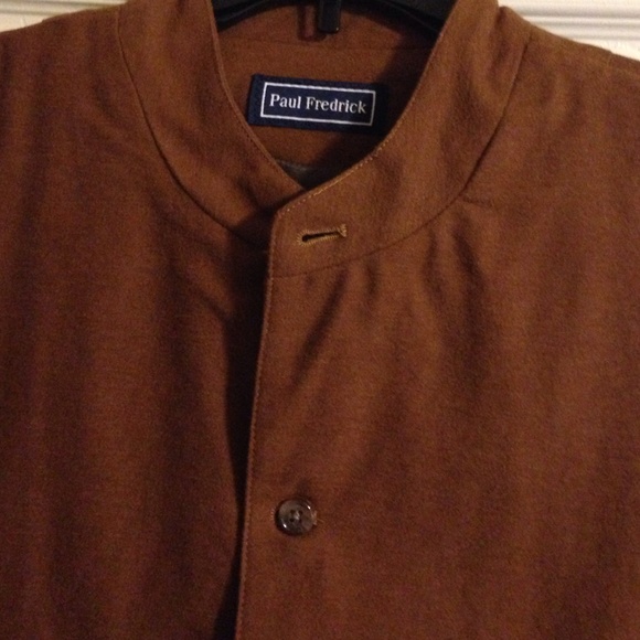 Men's Vest. - Picture 2 of 4