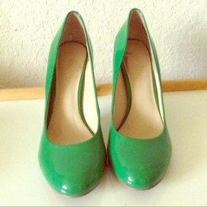 Green Nine West Pumps / Heels