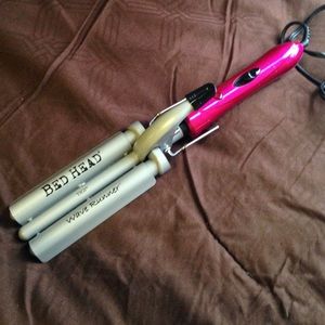 Authentic BED HEAD Wave Runner