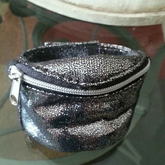 Wrist Wallet