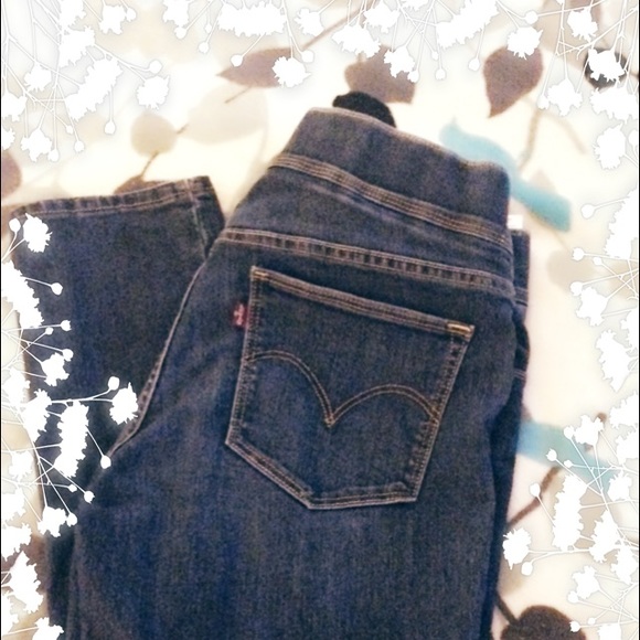The NEW Levi Jean Jeggings