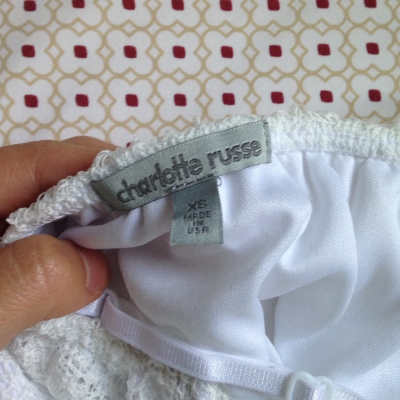 ❌SOLD ON VINTED❌ Fitted lace cami - Picture 4 of 4