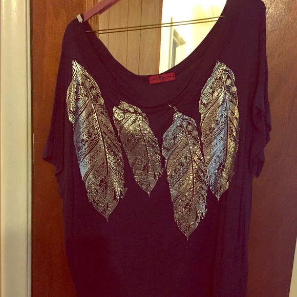 Off the shoulder top! NWOT