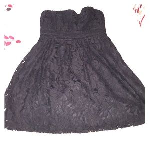Black lace strapless dress!! Forever 21 medium