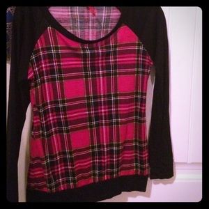 Longsleeve plaid tee