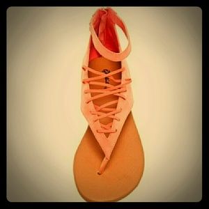 LAST ONE! Gladiator Style Sanda Size 6.5 NIB