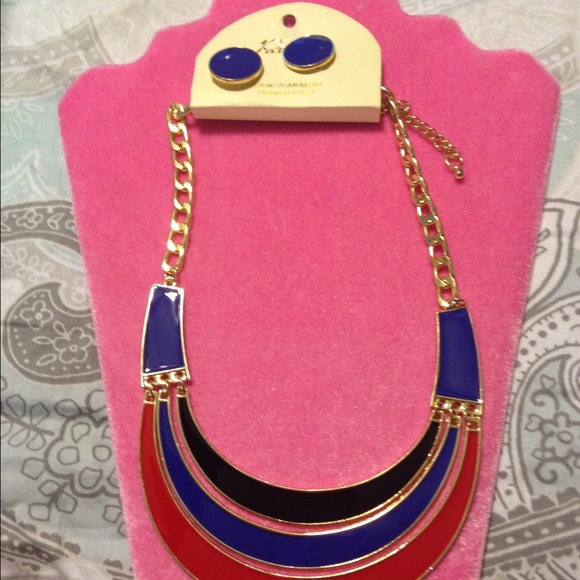 Necklace set