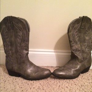 Rampage Cowgirl Boots
