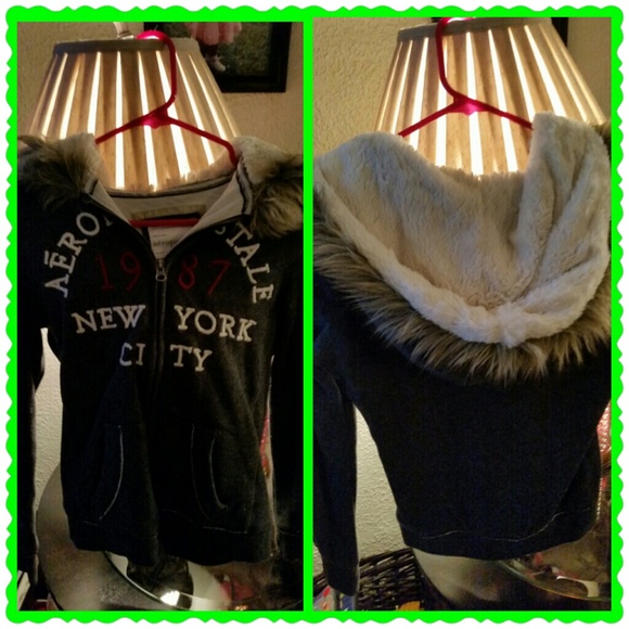 Aeropostale zip up hoodie