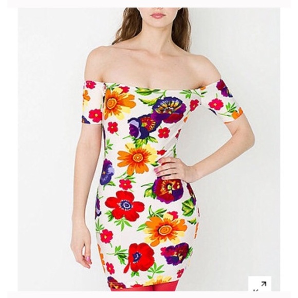 Floral femme off shoulder dress