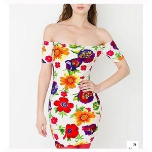 Floral femme off shoulder dress