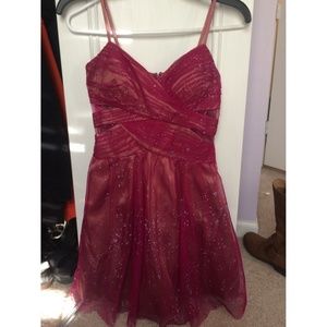 cute maroon dress!