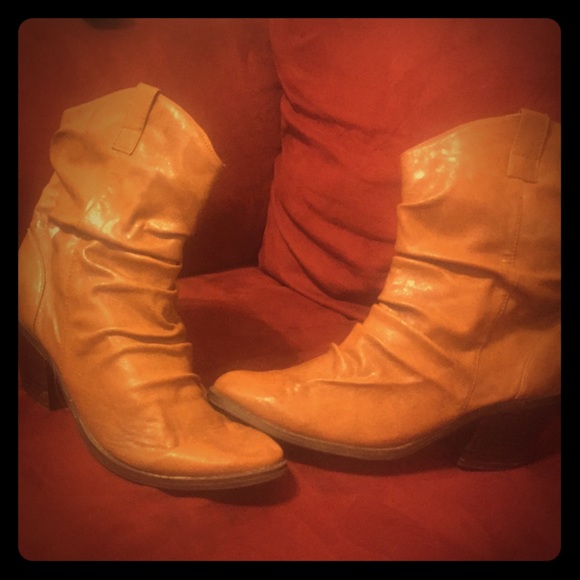 Maurices brown boots!