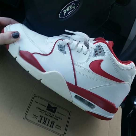 89s shoes