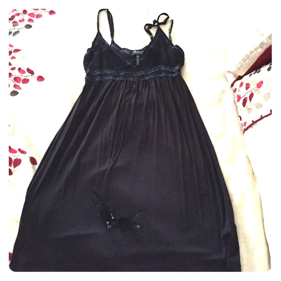 Black tribal buffalo size large dress