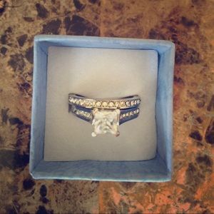 NWOT Cathedral Princess Cut Engagement 2 Carat