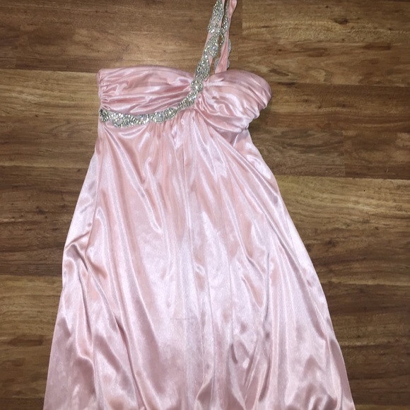 Semi dress