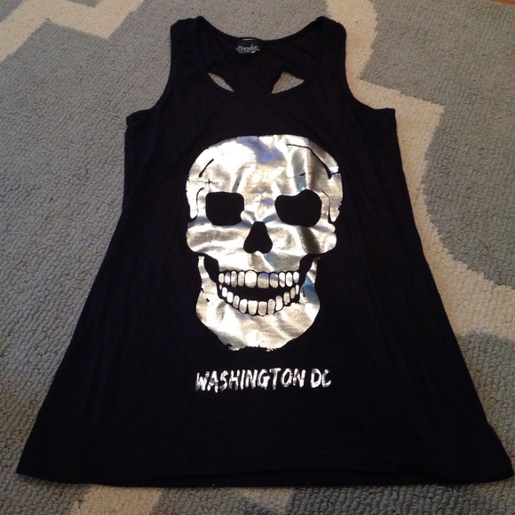 Skull Tank size Large