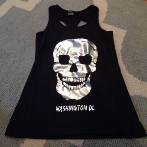 Skull Tank size Large
