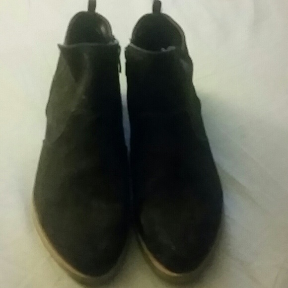 Gap short Boots Size 9 preowned