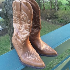 Light brown cowboy boots