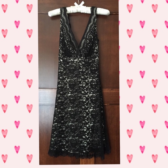 Beautiful black dress!