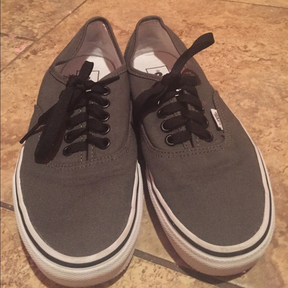 BRAND NEW VANS