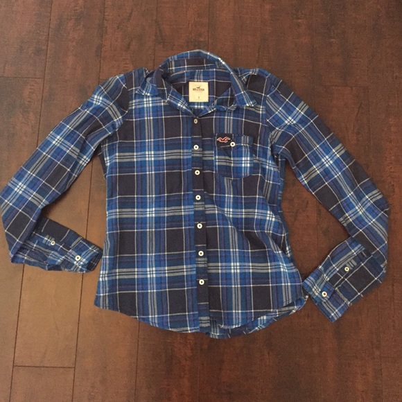 Blue and White Hollister Flannel 💙