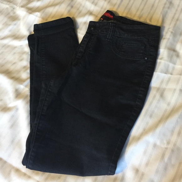 Elle black jeans