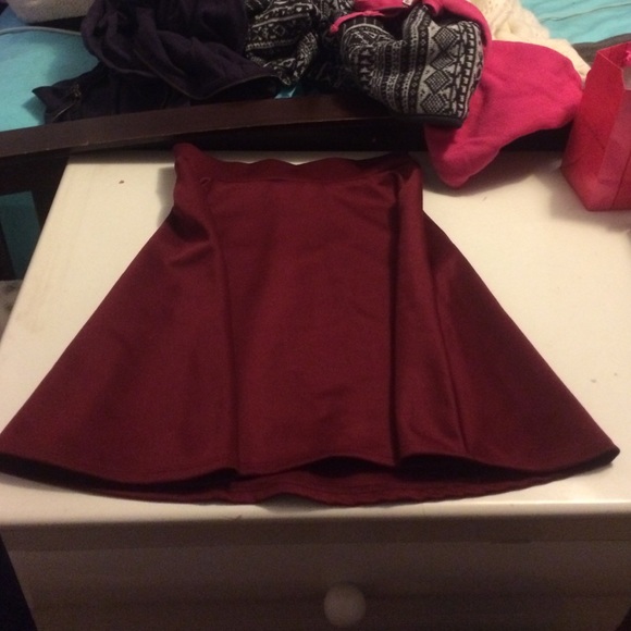 Maroon skater skirt