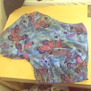 One sleeve summer shirt.