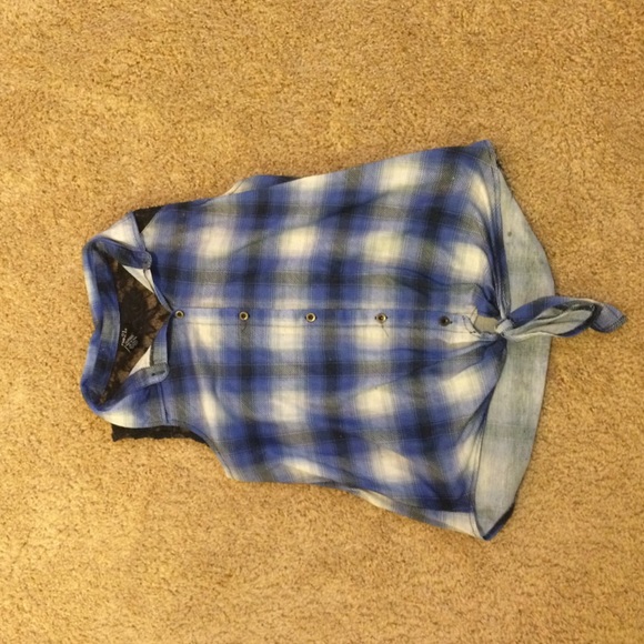 Plaid button up tank.