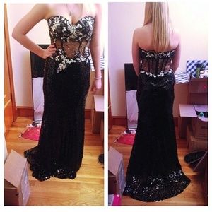 Prom dress $400, originally $600 size 0