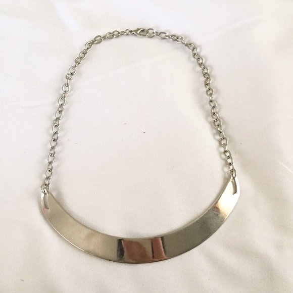 • silver choker necklace •