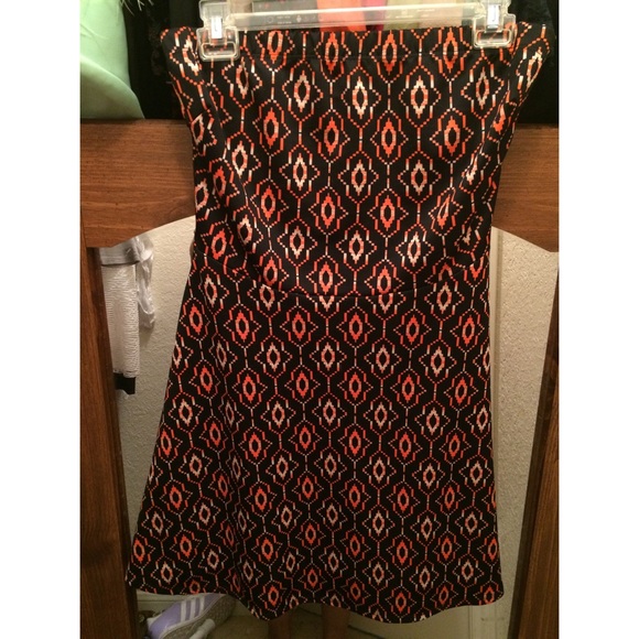 *SOLD!!!!*Orange/black patterned strapless dress