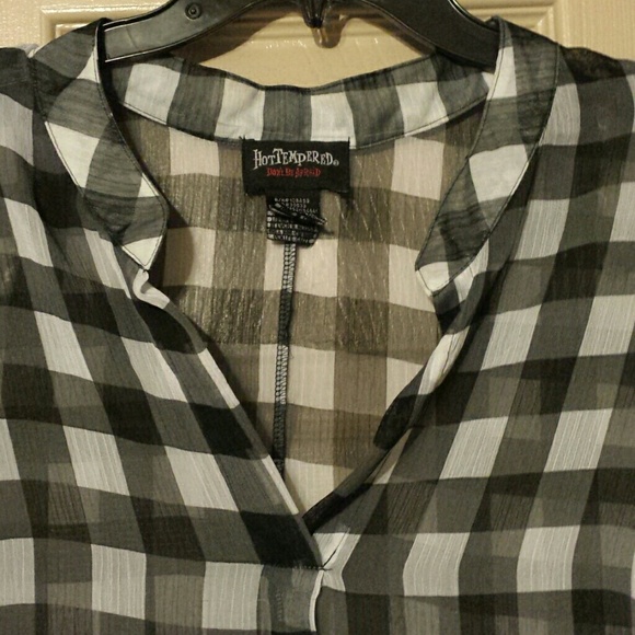 ✴Bundled✴ Top - Picture 2 of 3